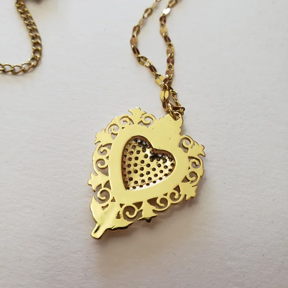Gold tone Necklace with Rhinestones heart pendant - Picture 4 of 10